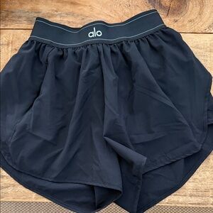 ALO Yoga Women's Dark Athletic Shorts
